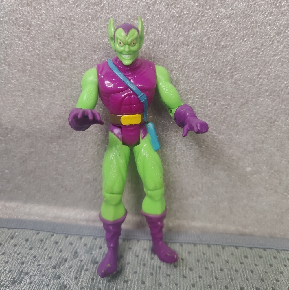 Toy Biz 1994 Green Goblin 5" Action Figure Spider-Man Animated Series Marvel